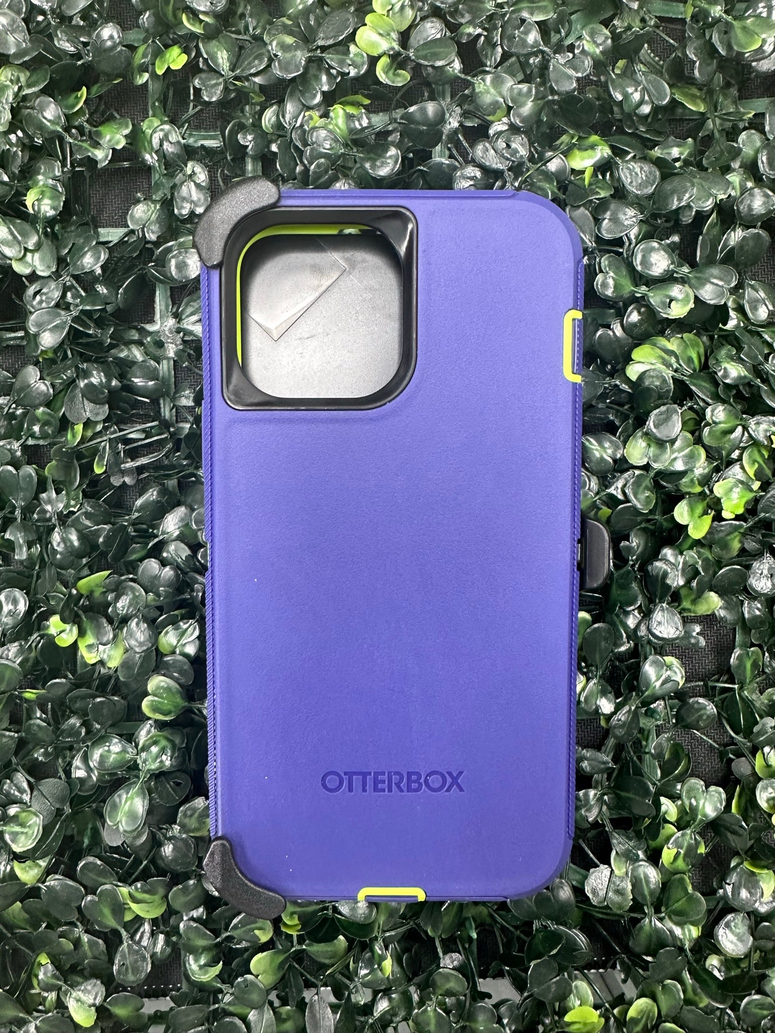 iPhone 12 Pro Max Otterbox Defender Series